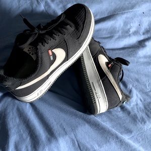 I’m selling bike shoes for 99$